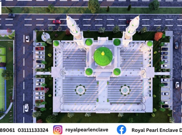 Royal pear enclave